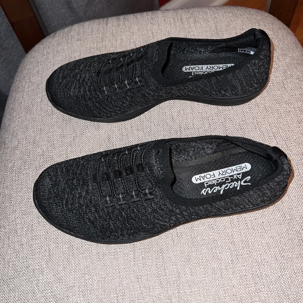 Women’s‎ sketchers air-cooled, memory foam —slip on sneakers size 6 - Picture 4 of 6